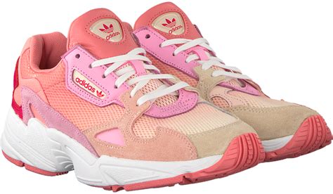 roze adidas sneakers falcon w|Women .